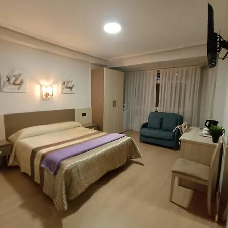 Javier Lvi 0006 Guest house 3*